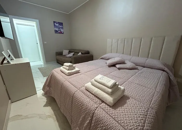 Apartment House Katane *